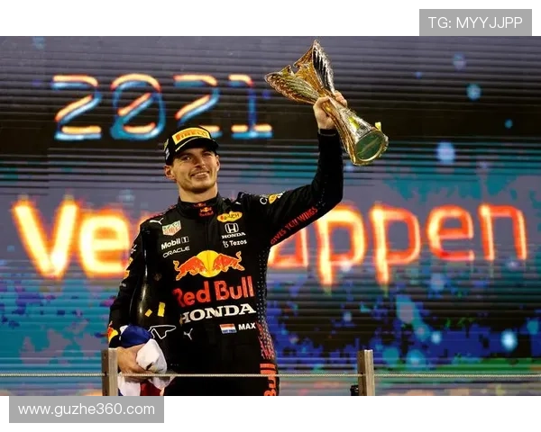 维斯塔潘称赞红牛团队协作完美梅赛德斯誓言下赛强势反击