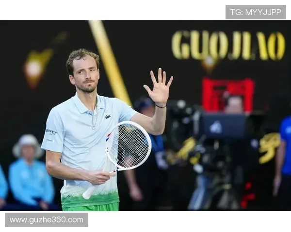 网球大满贯赛季再迎高潮 新星挑战老将争夺年度桂冠